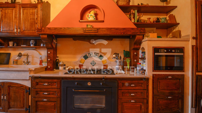 Image No.15-4 Bed Country House for sale