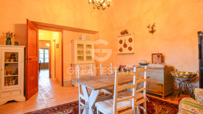 Image No.18-4 Bed Country House for sale