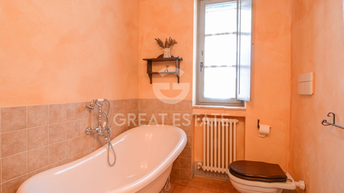 Image No.26-4 Bed Country House for sale