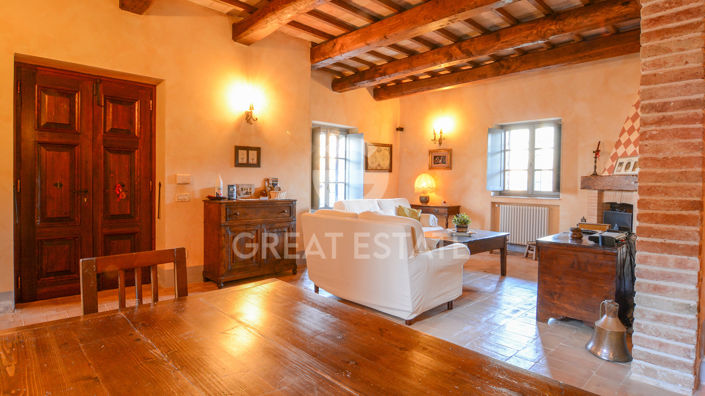 Image No.6-4 Bed Country House for sale