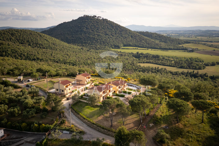 Image No.10-2 Bed Villa for sale