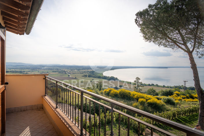 Image No.20-2 Bed Villa for sale