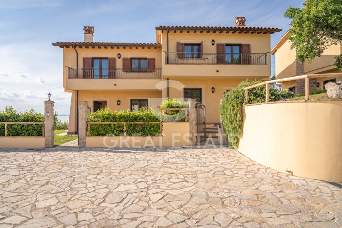 Image No.8-2 Bed Villa for sale