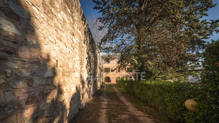 Image No.26-5 Bed Villa for sale