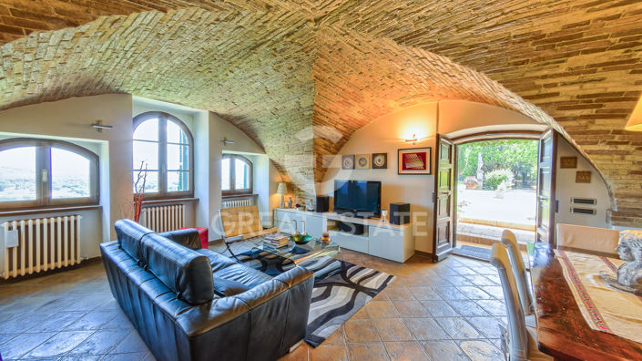 Image No.33-5 Bed Villa for sale