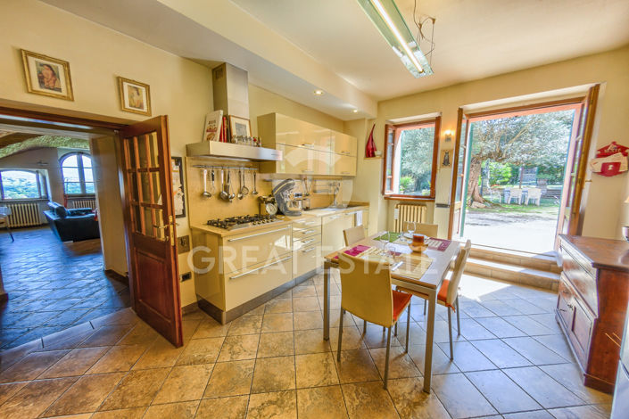 Image No.41-5 Bed Villa for sale