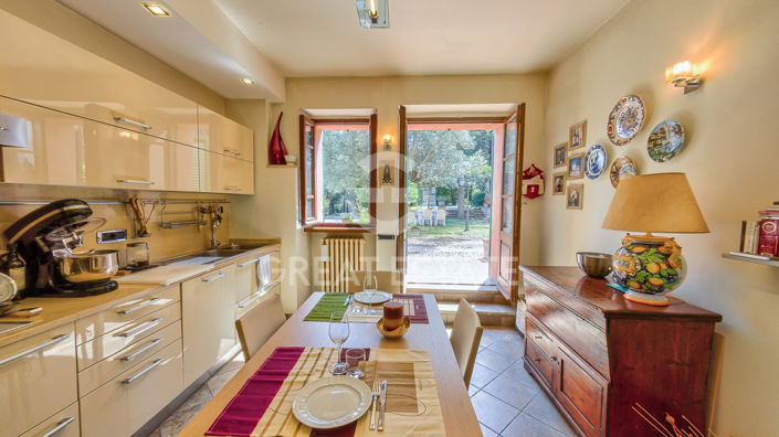 Image No.42-5 Bed Villa for sale