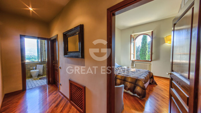 Image No.44-5 Bed Villa for sale