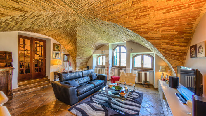 Image No.6-5 Bed Villa for sale