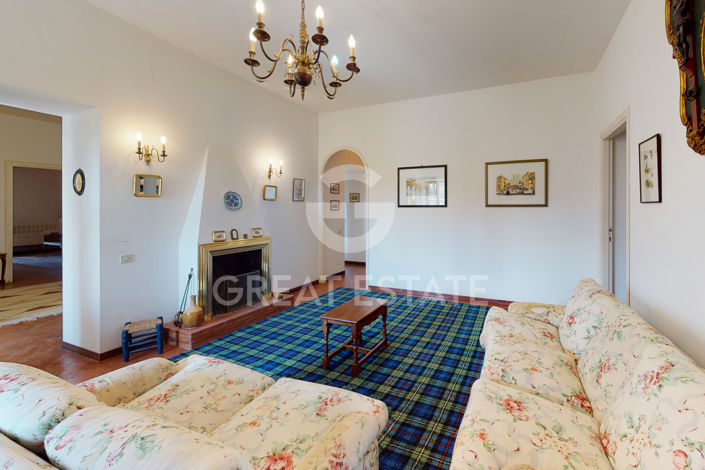 Image No.25-12 Bed Country House for sale