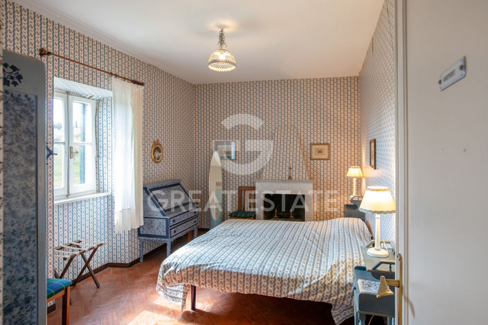 Image No.37-12 Bed Country House for sale