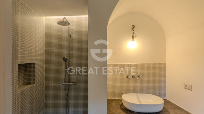 Image No.25-2 Bed Country House for sale