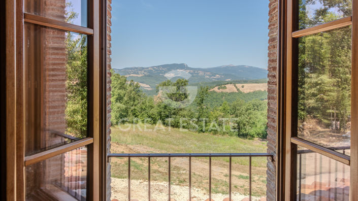 Image No.30-2 Bed Country House for sale