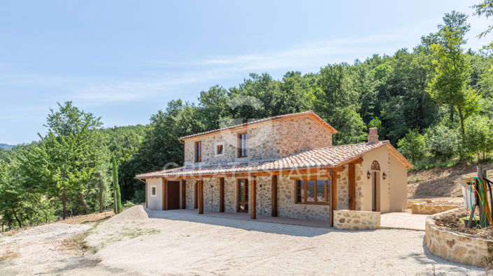 Image No.4-2 Bed Country House for sale