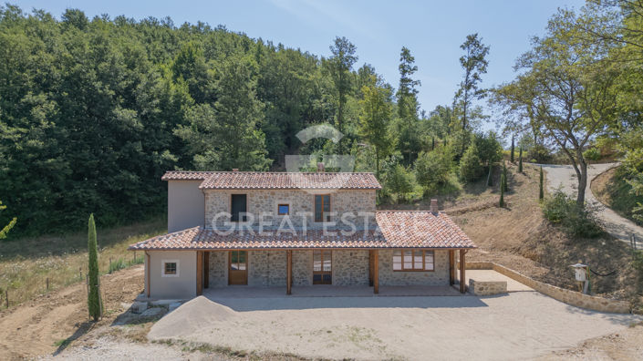 Image No.5-2 Bed Country House for sale