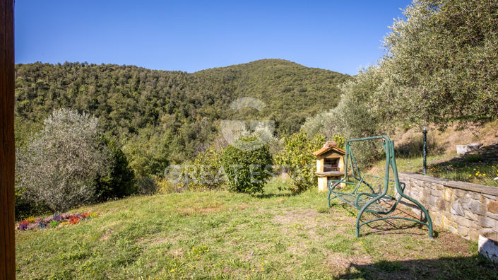 Image No.11-2 Bed Country House for sale