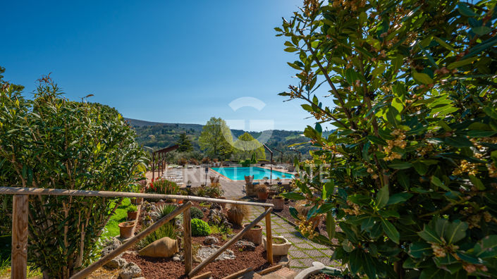 Image No.13-8 Bed Country House for sale