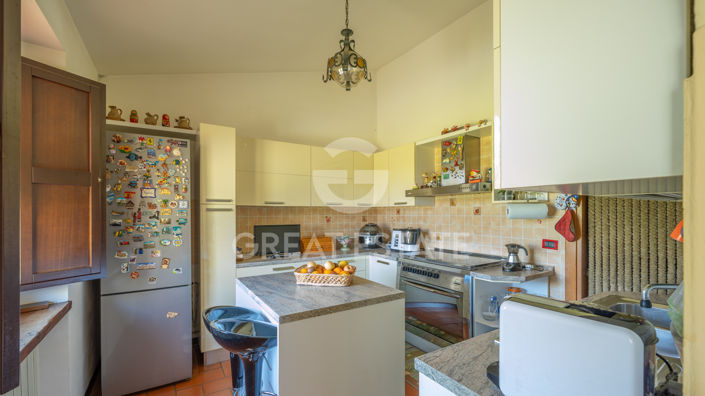 Image No.25-8 Bed Country House for sale