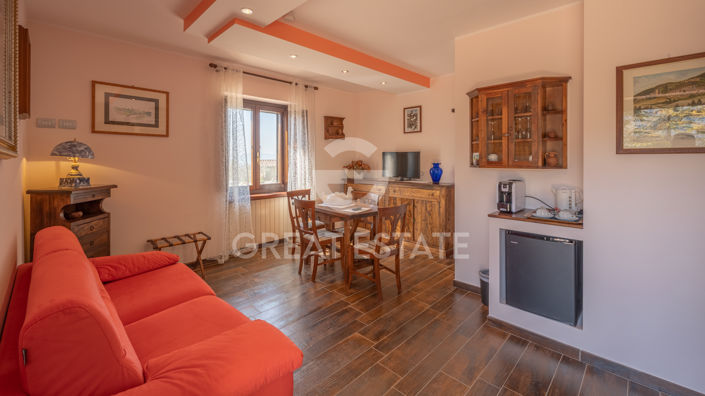 Image No.28-8 Bed Country House for sale