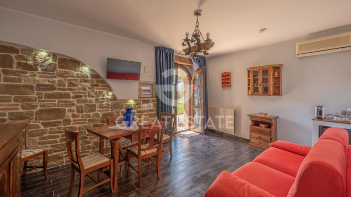 Image No.33-8 Bed Country House for sale