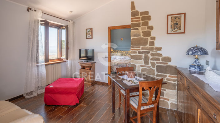 Image No.37-8 Bed Country House for sale