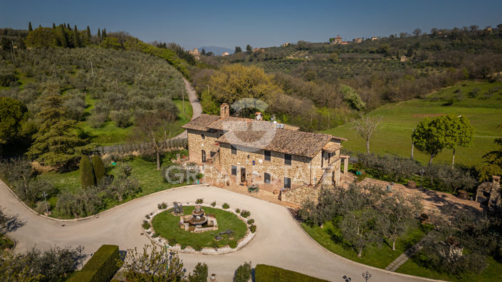 Image No.4-8 Bed Country House for sale