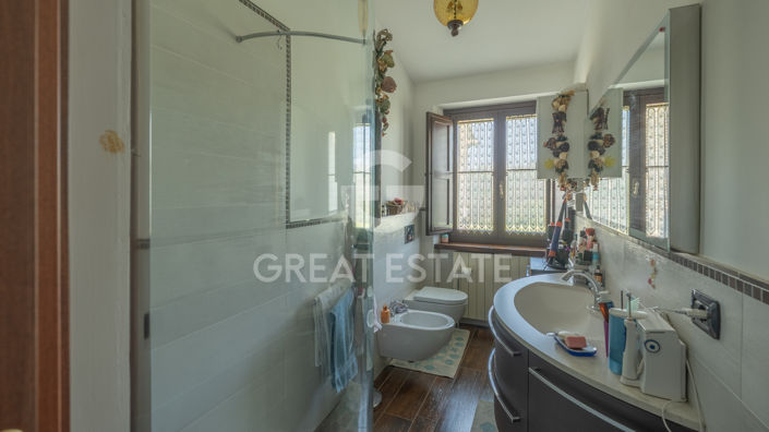 Image No.53-8 Bed Country House for sale