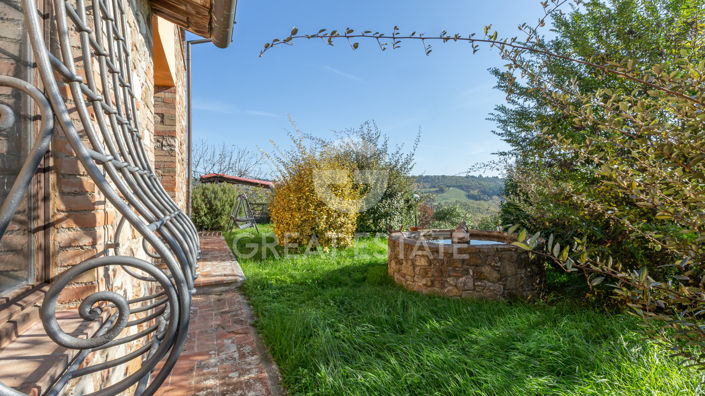 Image No.20-6 Bed Country House for sale