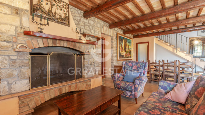 Image No.3-6 Bed Country House for sale