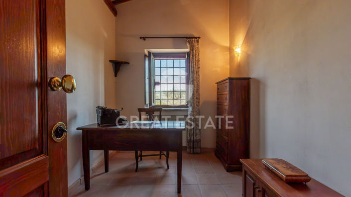 Image No.45-6 Bed Country House for sale