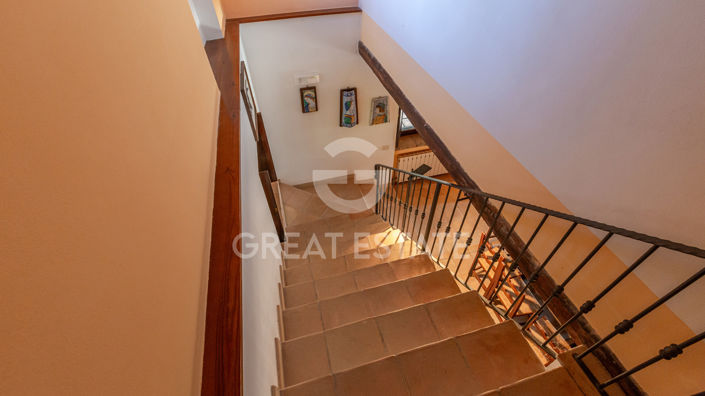 Image No.50-6 Bed Country House for sale