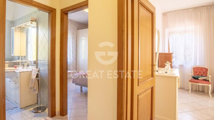 Image No.21-4 Bed Villa for sale