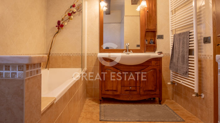 Image No.33-4 Bed Villa for sale