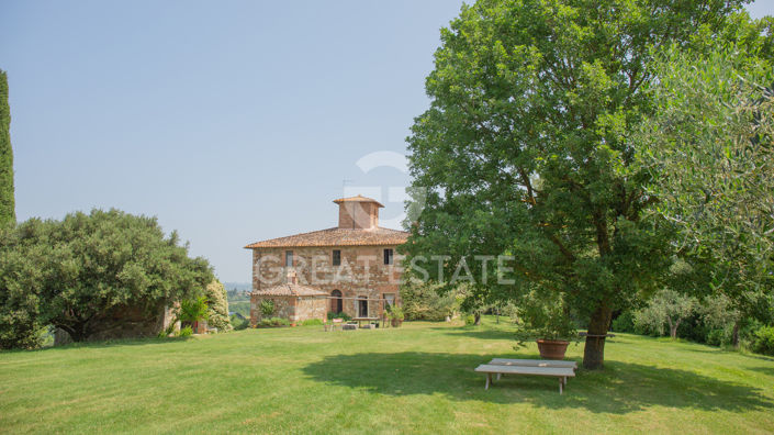 Image No.11-7 Bed Country House for sale