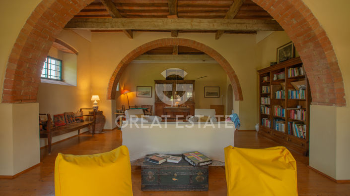 Image No.23-7 Bed Country House for sale