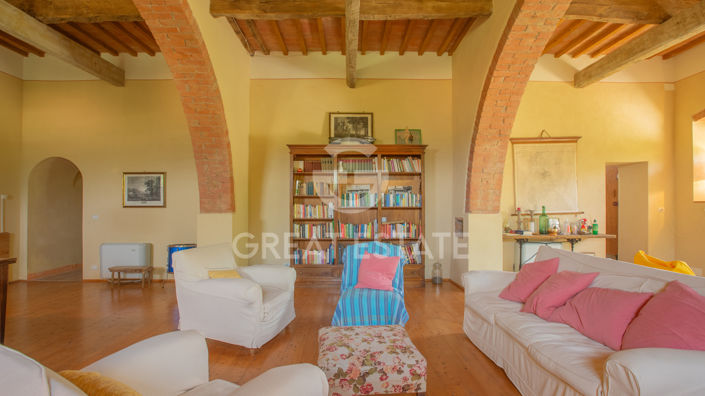 Image No.25-7 Bed Country House for sale