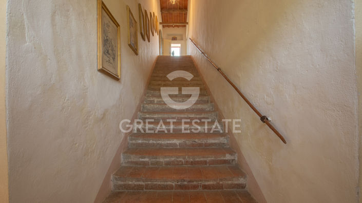 Image No.32-7 Bed Country House for sale