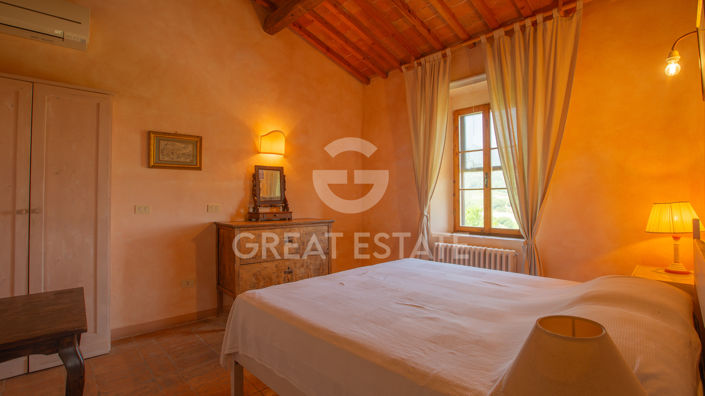 Image No.35-7 Bed Country House for sale