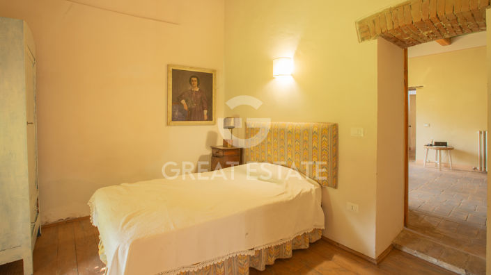 Image No.41-7 Bed Country House for sale