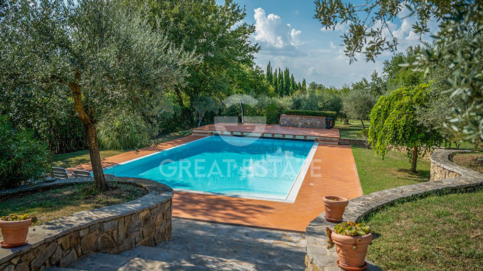 Image No.16-5 Bed Country House for sale