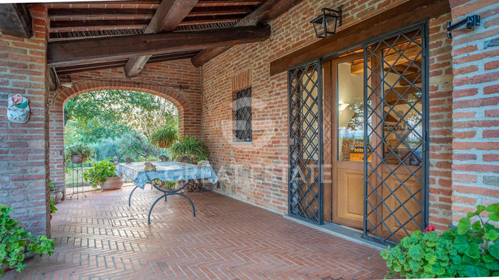 Image No.20-5 Bed Country House for sale