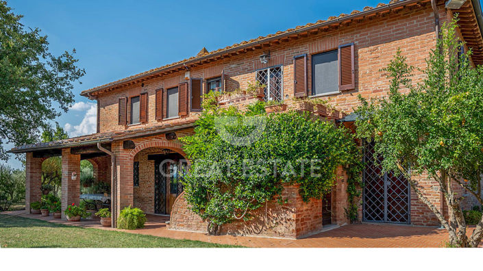 Image No.7-5 Bed Country House for sale