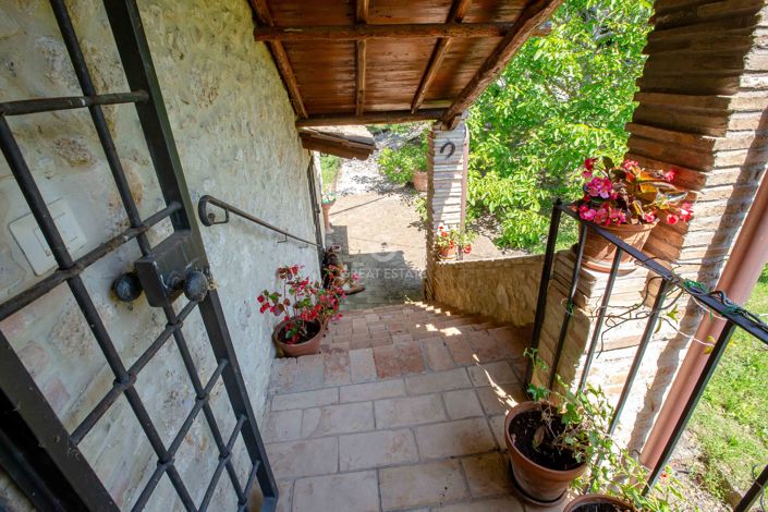 Image No.11-4 Bed Country House for sale