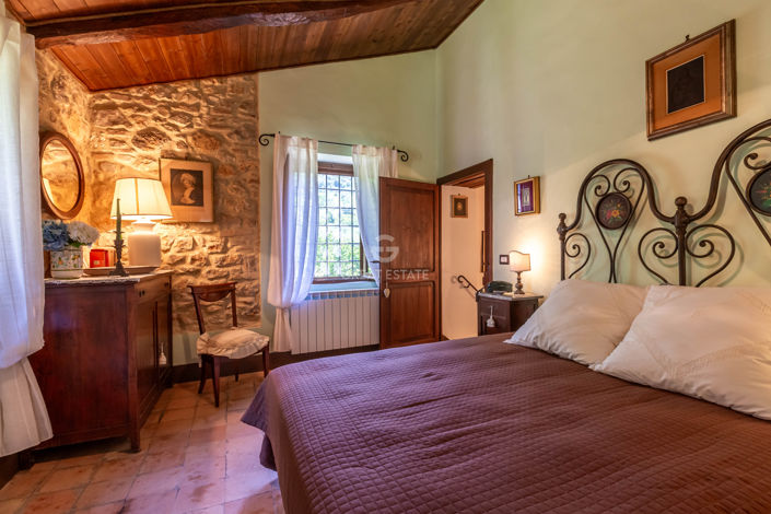 Image No.33-4 Bed Country House for sale