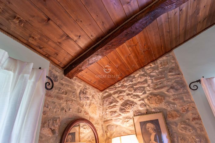 Image No.43-4 Bed Country House for sale