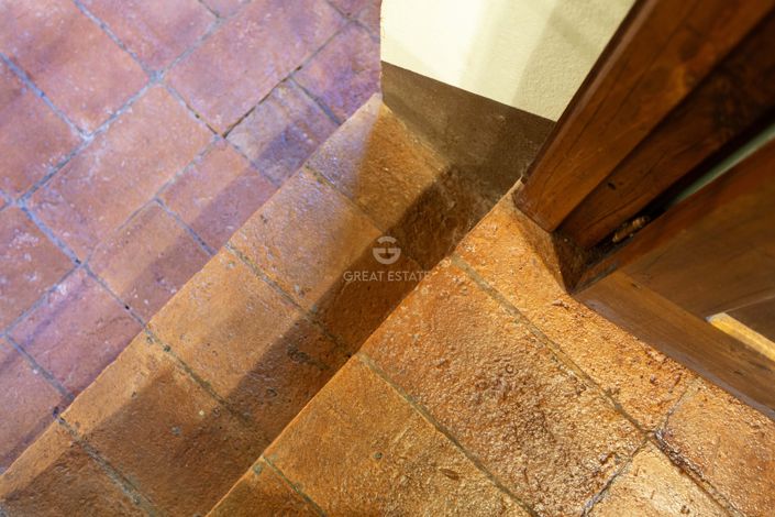 Image No.45-4 Bed Country House for sale