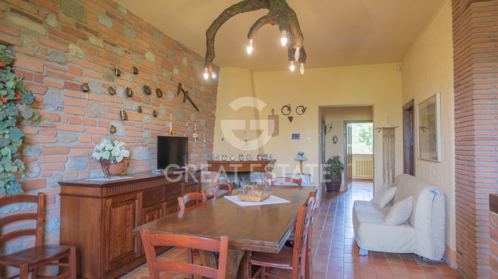 Image No.21-9 Bed Country House for sale