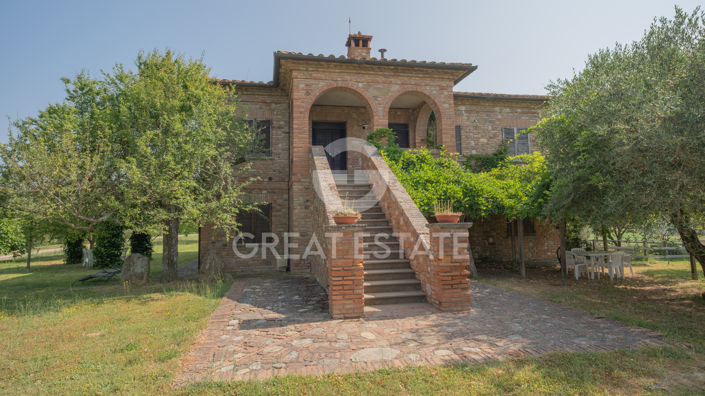 Image No.7-9 Bed Country House for sale