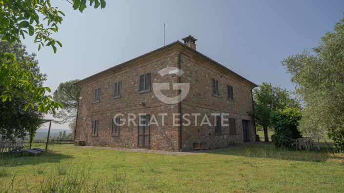 Image No.8-9 Bed Country House for sale