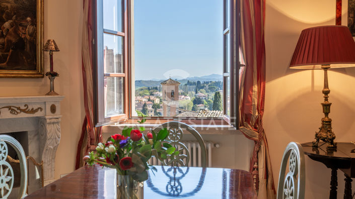 Image No.2-3 Bed Property for sale